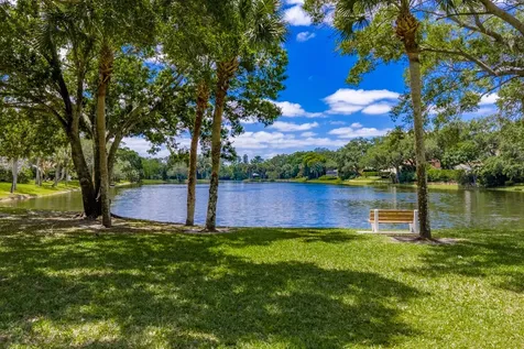4384 SW 2nd Square SW Vero Beach FL 32968