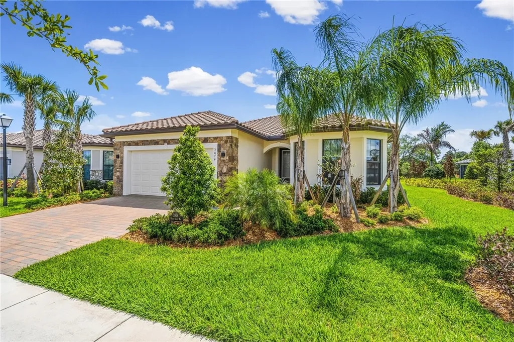 3874 White Alder Way Vero Beach FL 32967