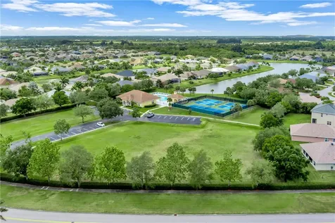 608 Calamondin Way SW Vero Beach FL 32968