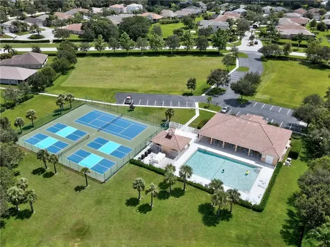 608 Calamondin Way SW Vero Beach FL 32968