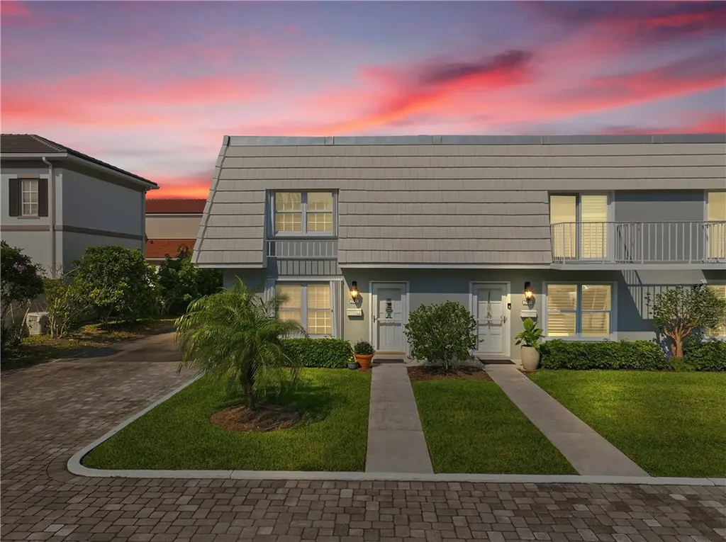 2701 Ocean Drive Vero Beach FL 32963