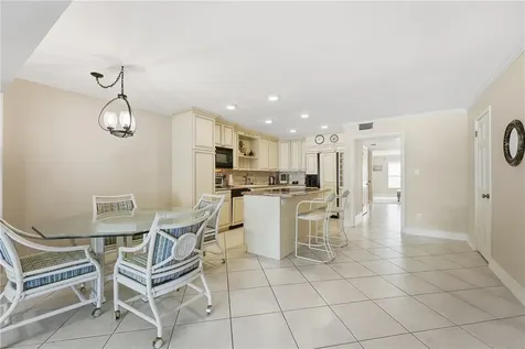 2701 Ocean Drive Vero Beach FL 32963