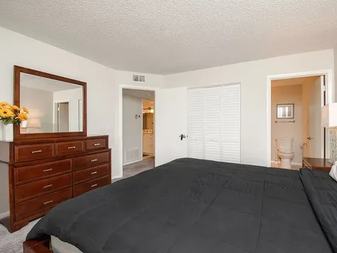 66 Woodland Drive Vero Beach FL 32962