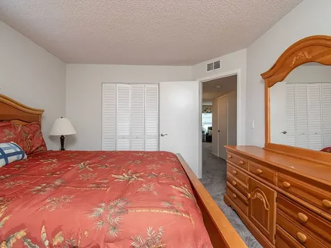 66 Woodland Drive Vero Beach FL 32962