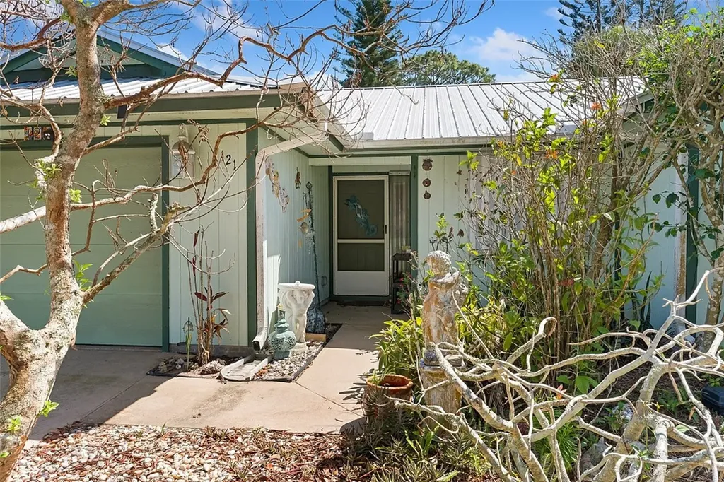121 Hinchman Avenue Sebastian FL 32958