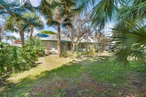 121 Hinchman Avenue Sebastian FL 32958