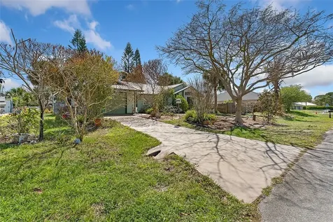 121 Hinchman Avenue Sebastian FL 32958