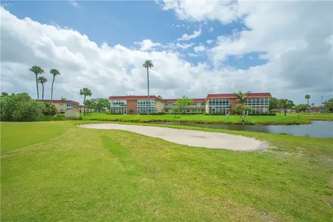 66 Woodland Drive Vero Beach FL 32962