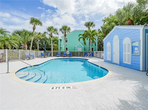 1135 3rd Avenue Vero Beach FL 32960