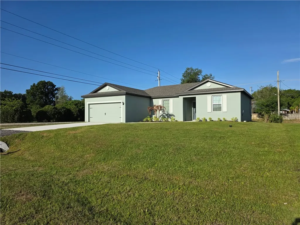 8715 98th Court Vero Beach FL 32967