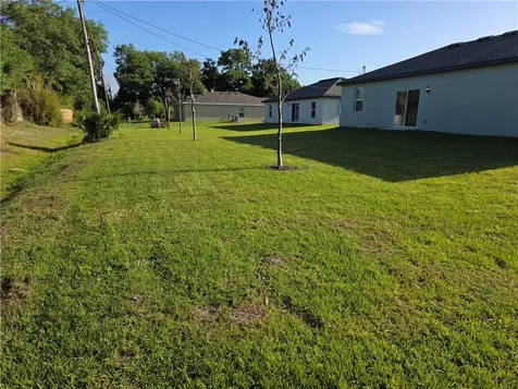 8715 98th Court Vero Beach FL 32967