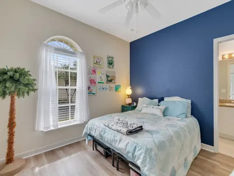 481 18th Street Vero Beach FL 32960