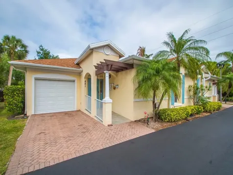 481 18th Street Vero Beach FL 32960