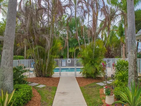 481 18th Street Vero Beach FL 32960