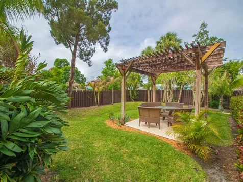 481 18th Street Vero Beach FL 32960