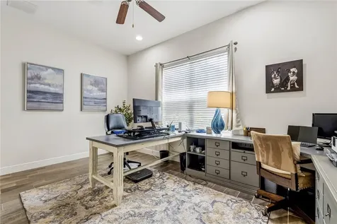 7239 E Village Square Vero Beach FL 32966
