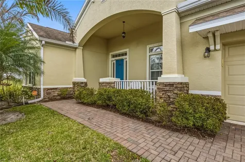 7239 E Village Square Vero Beach FL 32966