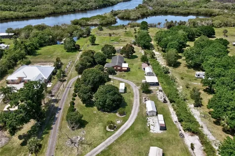 9556 Fleming Grant Road Micco FL 32976