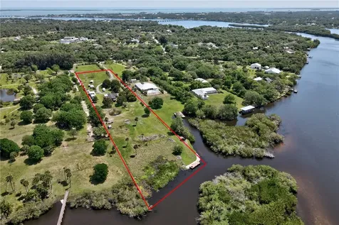 9556 Fleming Grant Road Micco FL 32976