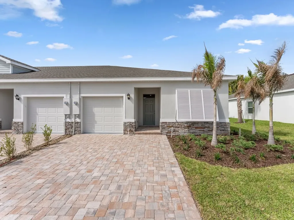 8947 Orchid Reserve Circle Sebastian FL 32958