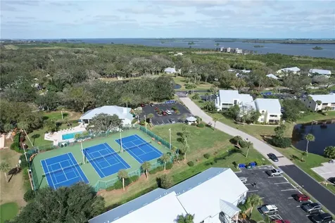 5720 Pelican Pointe Drive Sebastian FL 32958
