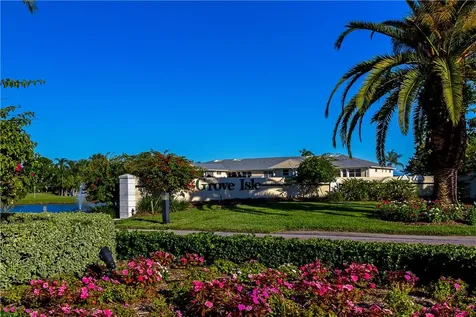 454 Grove Isle Circle Vero Beach FL 32962