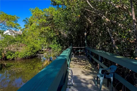 454 Grove Isle Circle Vero Beach FL 32962