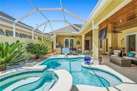 9140 Seasons Terrace Vero Beach FL 32963