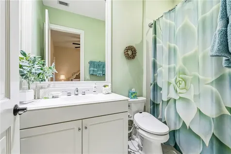 9140 Seasons Terrace Vero Beach FL 32963