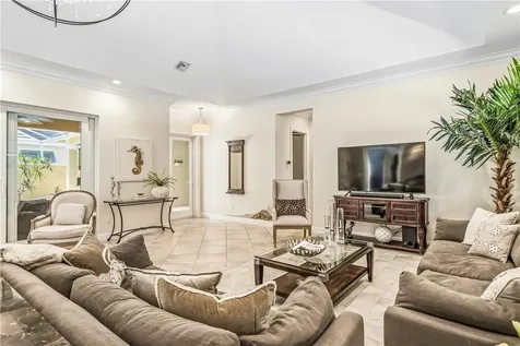 9140 Seasons Terrace Vero Beach FL 32963