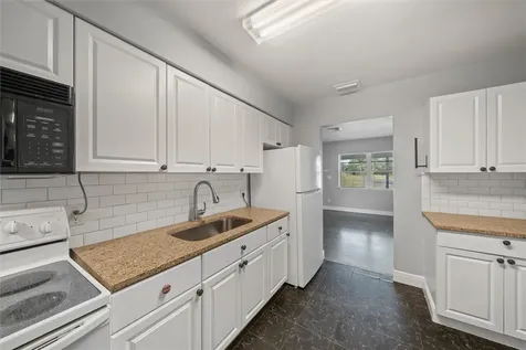 4123 18th Place Vero Beach FL 32960