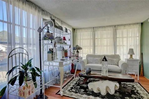 1352 Barefoot Circle Barefoot Bay FL 32976
