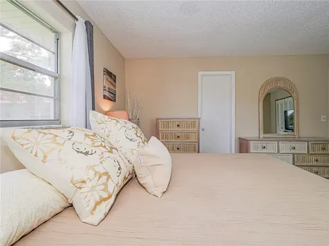 27 Pine Arbor Lane Vero Beach FL 32962