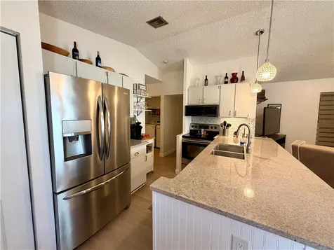 2326 SW 15th Street SW Vero Beach FL 32962