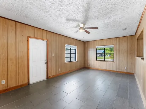304 8th Avenue SW Vero Beach FL 32962