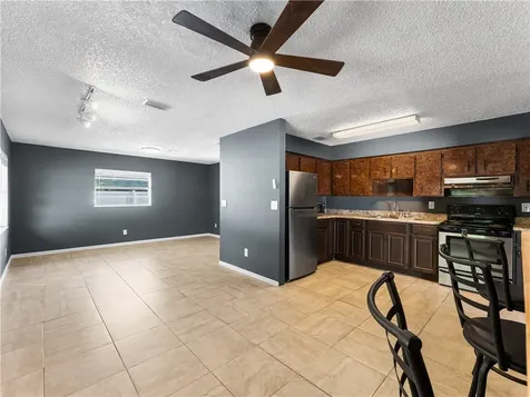 304 8th Avenue SW Vero Beach FL 32962