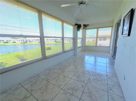 422 Grove Isle Circle Vero Beach FL 32962