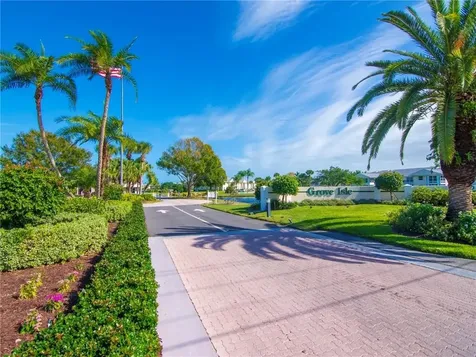 422 Grove Isle Circle Vero Beach FL 32962