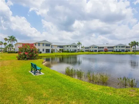 422 Grove Isle Circle Vero Beach FL 32962