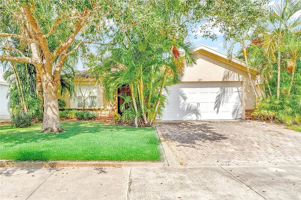 427 Lexington Avenue SW Vero Beach FL 32962