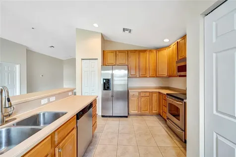 427 Lexington Avenue SW Vero Beach FL 32962