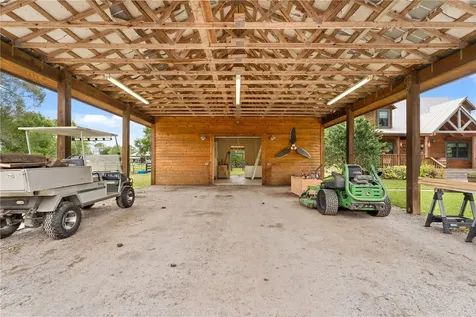 12585 S 89th Street Fellsmere FL 32948