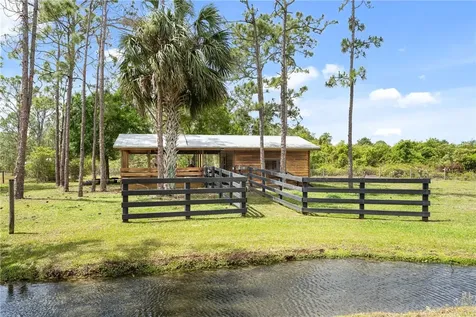 12585 S 89th Street Fellsmere FL 32948