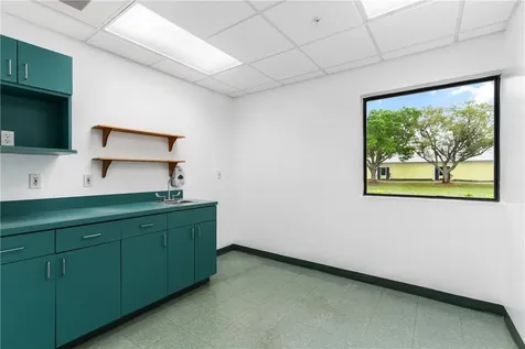 845 37th Place Vero Beach FL 32960