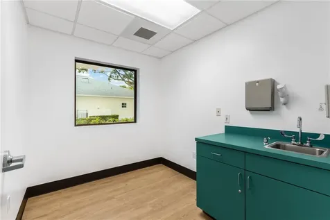 845 37th Place Vero Beach FL 32960