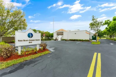 845 37th Place Vero Beach FL 32960