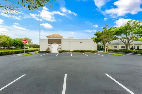 845 37th Place Vero Beach FL 32960