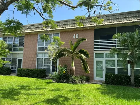40 Vista Gardens Trail Vero Beach FL 32962