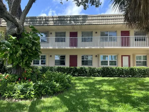 40 Vista Gardens Trail Vero Beach FL 32962