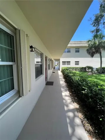 40 Vista Gardens Trail Vero Beach FL 32962